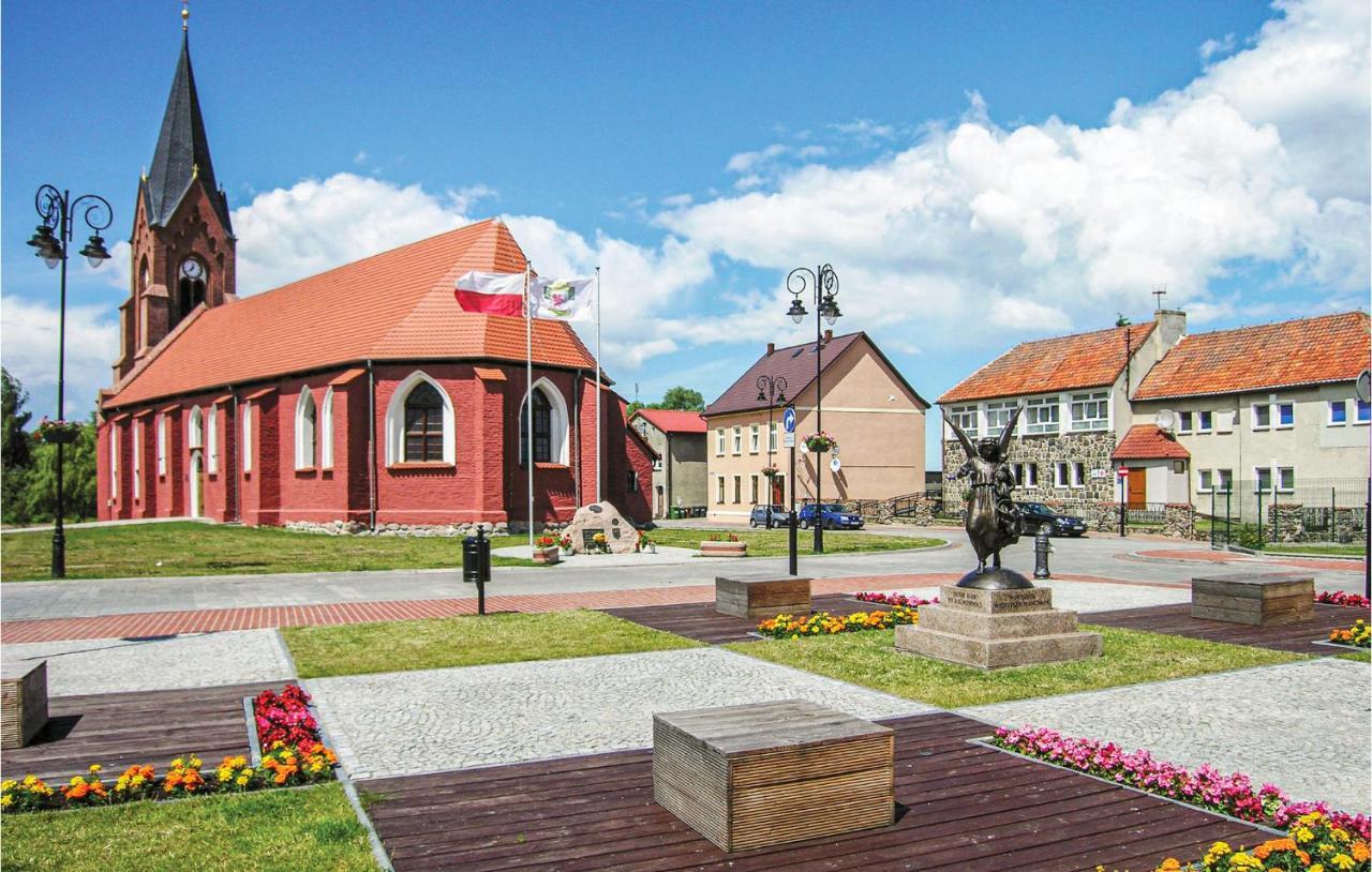 Gorgeous Home In Nowe Warpno With House Sea View 외부 사진